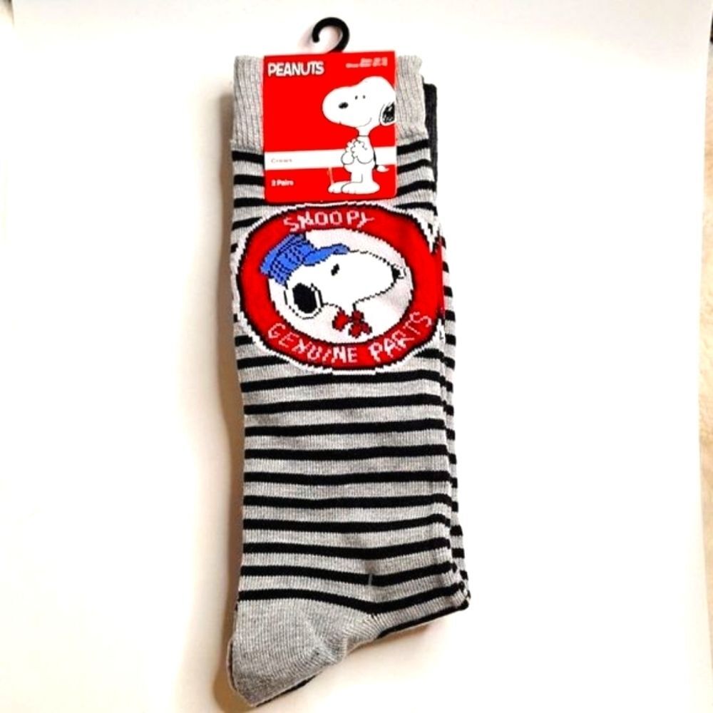 Snoopy crew socks 2 pair novelty graphic stripe retro Peanuts brand